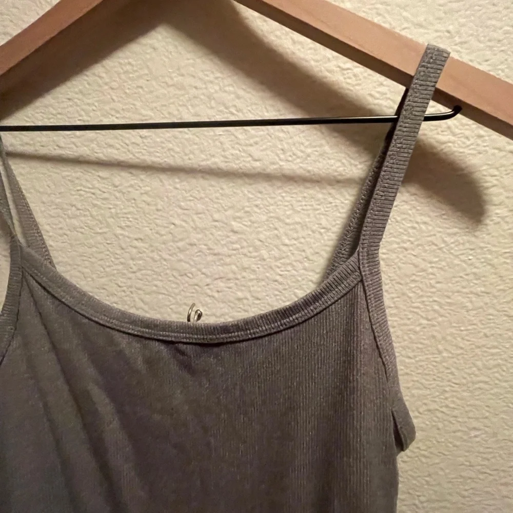 Gray Ribbed Tank - Picture 1 of 2
